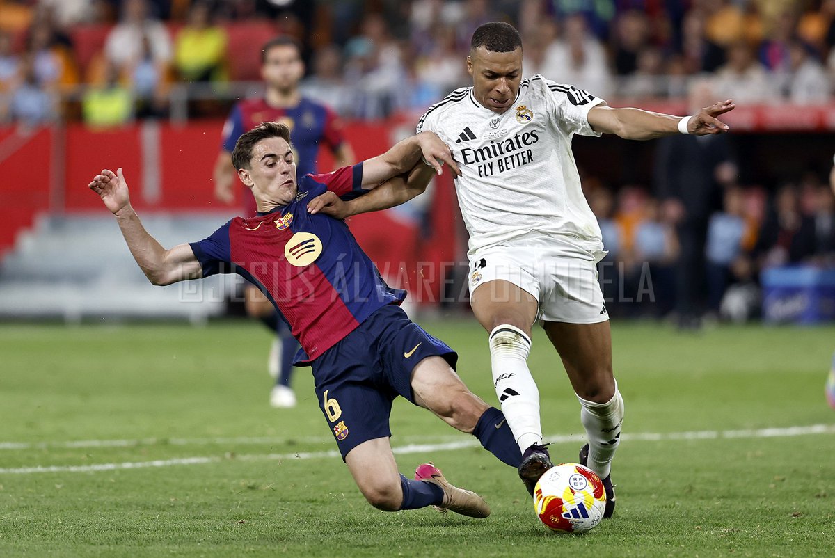 AsFoto_Orihuela's tweet photo. Intensa final de Copa 📷 #CopaDelRey #BarçaRealMadrid
・
・
・
#RMCopa #HalaMadrid #RMFans #RealMadrid #Madridistas #ElClásico #FCBarcelona #ForçaBarça #Barça #LaCopaMola #sportphotography #football #soccer #fotografíadeportiva #deportes #fútbol #calcio #futebol #Canon #DiarioAS https://t.co/RSwPVkovRu