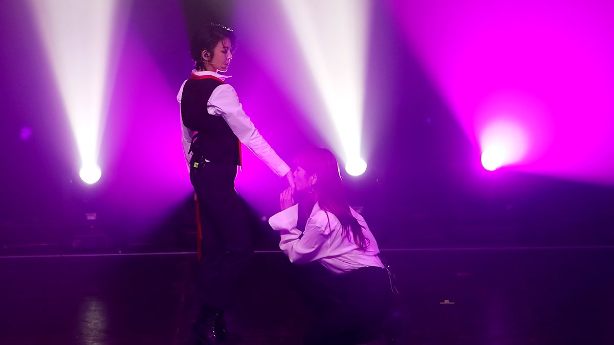 7dream_DREAMs's tweet photo. 190430 네이버 포스트 #드림캐쳐 #지유 #다미

ᶠˡᵒ ᴿⁱᵈᵃ ⁻ ' ᴵ ᴰᵒⁿ’ᵗ ᴸⁱᵏᵉ ᴵᵗ ᴸᵒᵛᵉ ᴵᵗ '
²ᴾᴹ ⁻ ' ᴹʸ ʰᵒᵘˢᵉ ' https://t.co/Hd3zXVb1V9