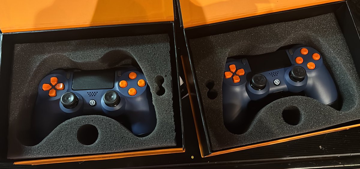 Shoutout <a href="/ScufGaming/">SCUF</a> for the 2 brand new ps4 controllers and make sure to use code ScummN at checkout
