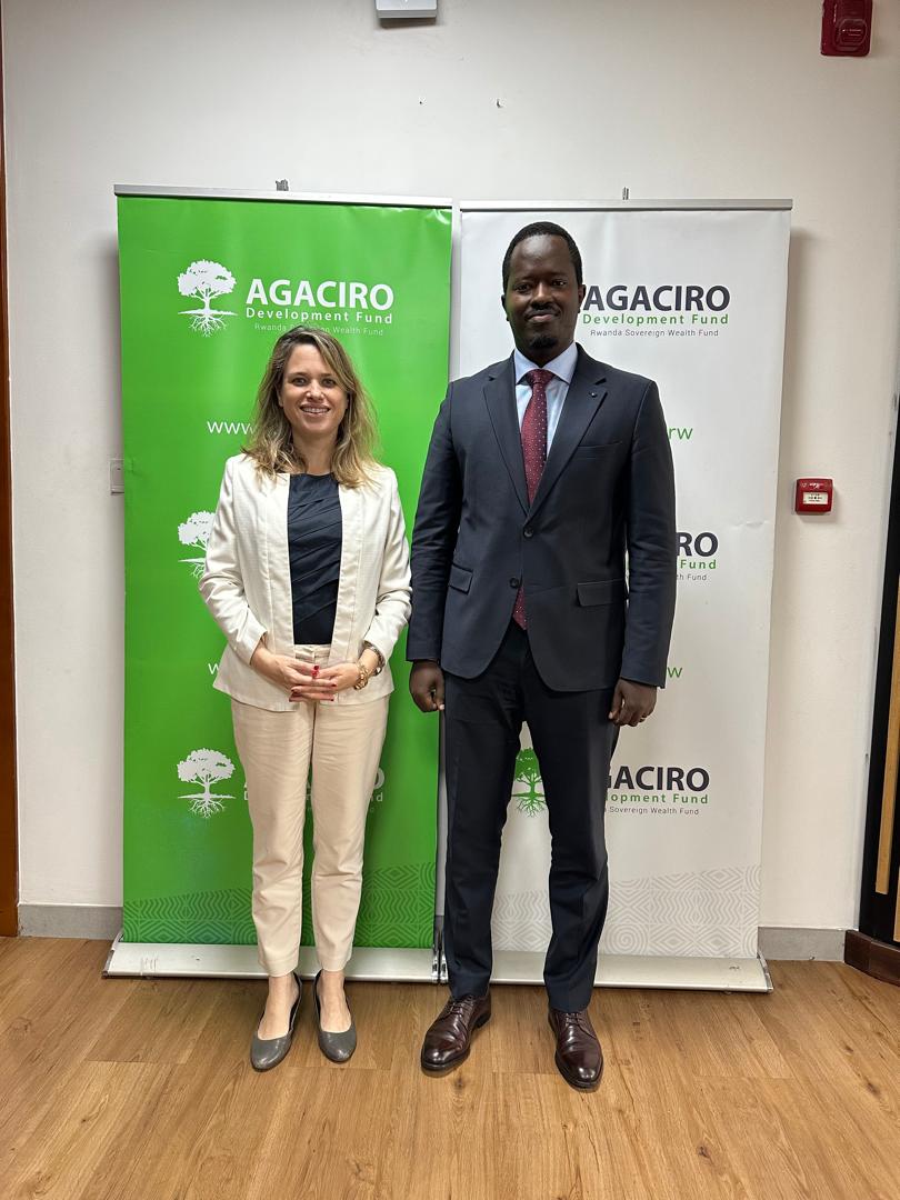AgaciroFund's tweet photo. Today at Agaciro Development Offices, we had the pleasure of hosting HE Ambassador Einat Weiss ! This visit allowed us to engage in meaningful discussions about potential collaboration opportunities.🤝

A big thank you to HE Ambassador @AmbEinatWeiss https://t.co/RZiHVaixYo