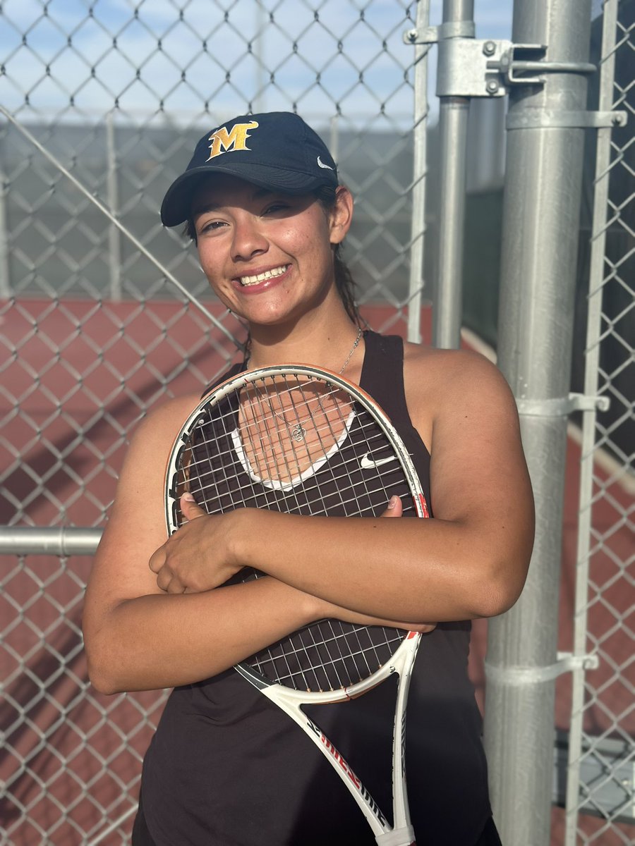 Bella Saenz upsets the 1 seed and advances to Championship Match!
