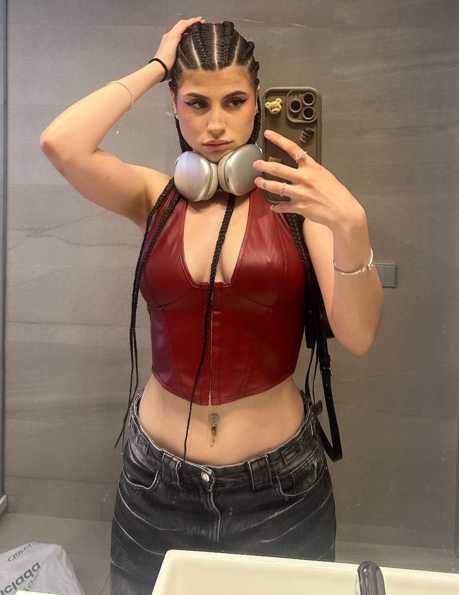 ReinasYDiosas's tweet image. Abby