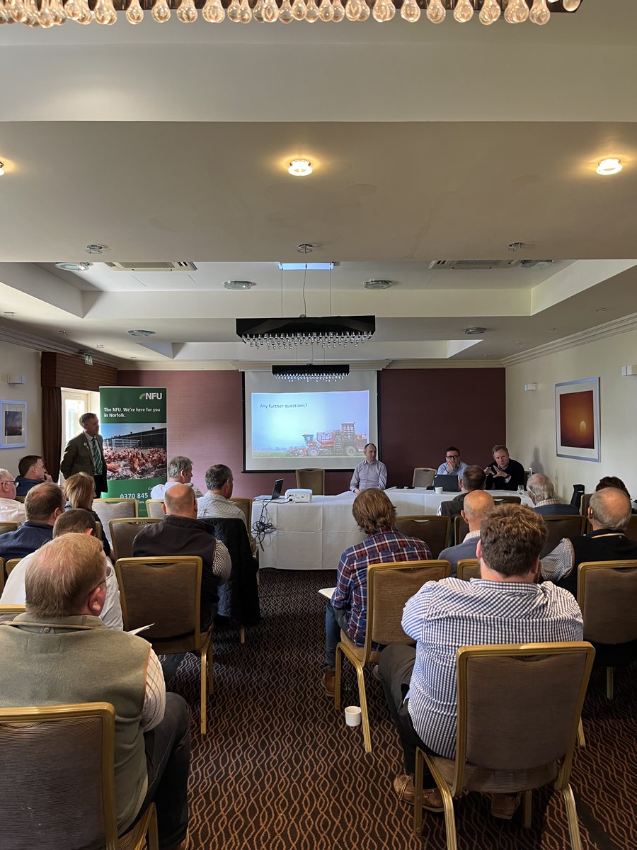 NFUSugar's tweet image. Great to meet with @nfueast #beetgrowers in #Norfolk yesterday and discuss the issues which matter to them:
- a fair and remunerative beet price 🤝
- an equitable approach to sustainability 🟢
- effective implementation and adoption of new breeding technologies 🧬