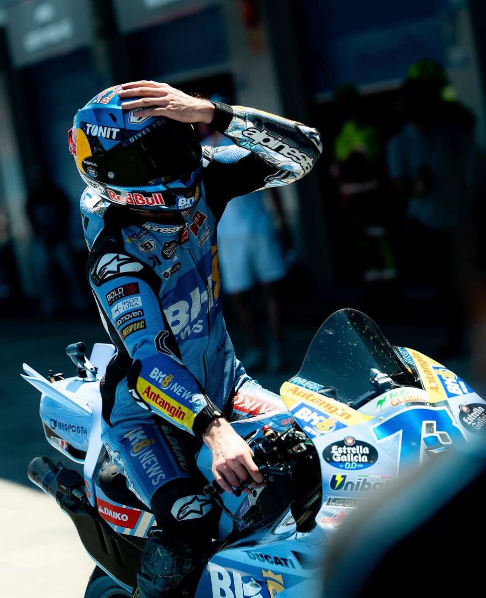 - Campeón del CEV ✅
- Campeón del mundo de Moto3 ✅
- Campeón del mundo de Moto2 ✅
- Podios MotoGP con Honda y Ducati ✅
- Victoria en carrera en MotoGP ✅

Menudo palmares tiene Don Alex Márquez Alentà 🎩🎩

📸 <a href="/shooterbikes/">ShooterBikes</a>