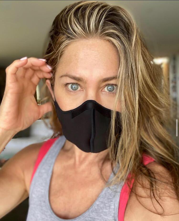 Jennifer Aniston tweet media