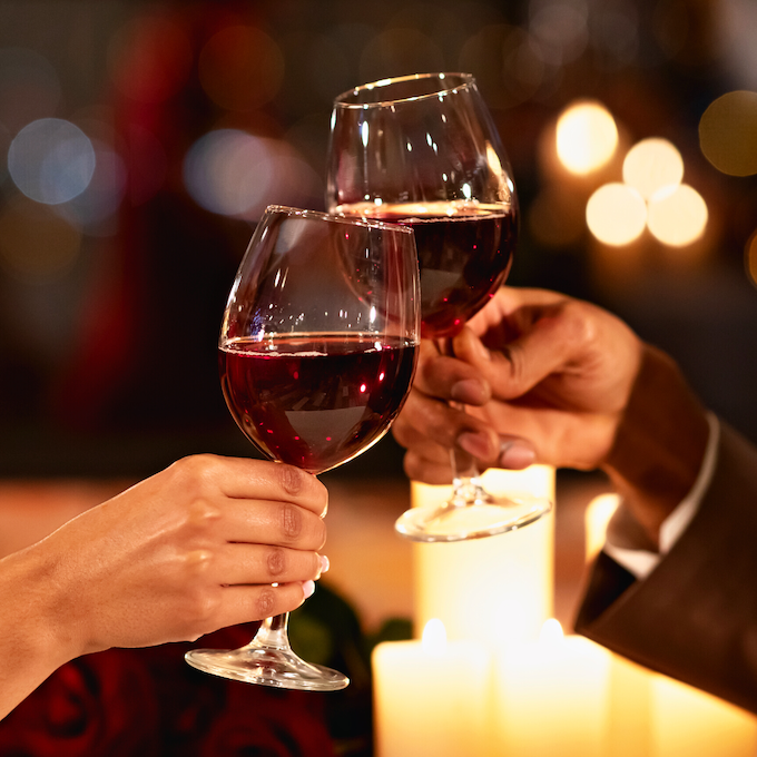 Raise a Toast to Mom at Osteria IL Centro! 🥂 

Bring Mom to OIC Monday, May 5, through Saturday, May 10, 2025, and OIC will treat her to a complimentary glass of wine or select appetizer! 

Learn more here → bit.ly/42AEnwX 

#kcrestaurants #mothersday