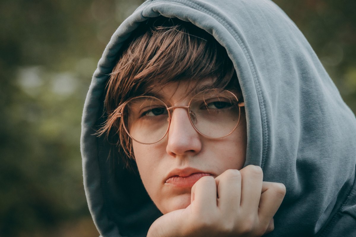 As a specialist foster carer for teenagers, you will provide stability, guidance and patience to help a young person navigate this crucial stage of life. 

With the right support teenagers can thrive... The difference is You!