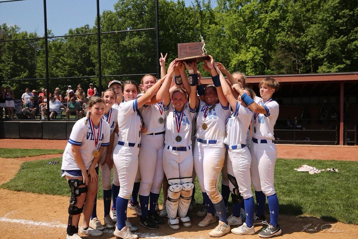 CathedralPrepSB's tweet image. Villa throwback game! It honors an amazing legacy and tradition of incredible women both on &amp;amp; off the field. We honor the faith, family, excellence &amp;amp; tradition that was the core of Villa Maria.  District 10 champs 1997, 2008 &amp;amp; 2022.