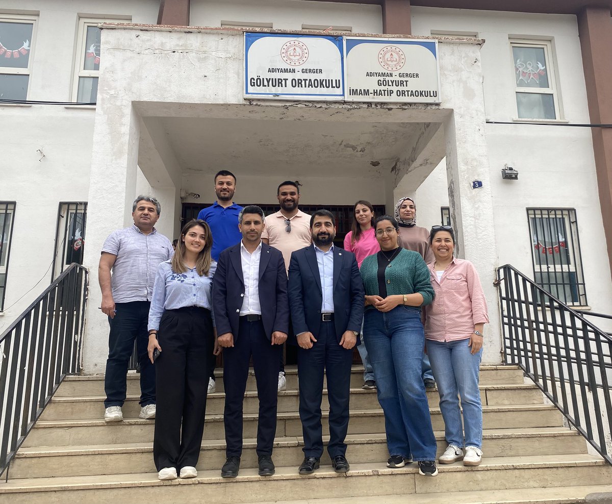 demirmehmet02's tweet photo. #Gerger #Tillo #Teşkilat 

#GergerHelülİlkokuluOrtaokulu, #GergerGölyurtİlkokulu, #GergerGölyurtOrtaokulu, #GergerGölyurtİmamHatipOrtaokulu ve #GergerGölyurtÇokProgramlıAnadoluLisesi’ni ziyaret ederek; değerli eğitim çalışanları arkadaşlarımızla gündeme dair konuştuk ve sendikamızın çalışmaları hakkında kendilerine bilgilendirme yaptık. 

Hoşsohbet ve misafirperverliğinden dolayı tüm eğitim çalışanlarımıza yürekten teşekkür ediyorum. @celallkarabey