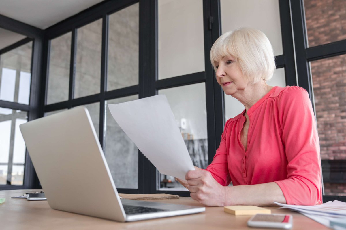 Comp_Central_'s tweet image. 🚨 Misclassifying employees = BIG fines &amp;amp; back taxes.

Avoid it with CompCentral:
✅ Auto employee vs contractor checks
✅ IRS &amp;amp; state law compliance
✅ Ongoing audit alerts

Stay compliant. Protect your business
#HRCompliance #PayrollMistakes #EmployeeClassification #CompCentral