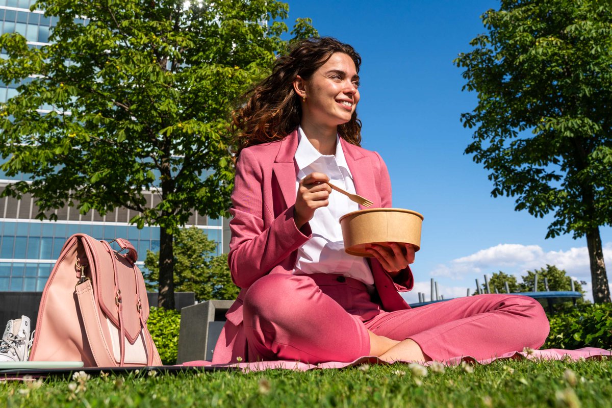 frannet25004's tweet image. Laid off? Work for the one boss who’ll never let you go—YOU. 💼👊

Franchise ownership puts you in charge:
✅ Your business
✅ Your income
✅ Your future

Backed by proven systems. Built around YOU.
Let’s start your next chapter

#LaidOffToLeader #FranchiseLife #StartOverStronger