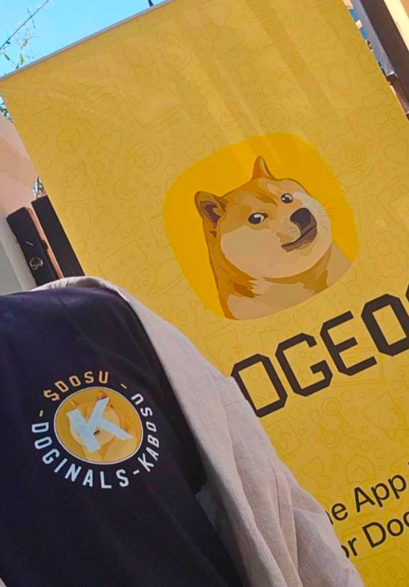 CryptoBoost0's tweet image. Dubai Bound! 🚀🌴
 DOSU arrives at #Token2049! 🤯 Just gave a paw-some tour of the @DogeOS villa 🐕🏠 Kabosu&apos;s tribute is coming along! 🧱💎 $DOSU for the win! 🚀💥 Much wow, much build! 🐶💎 #DogeOS #DOSU