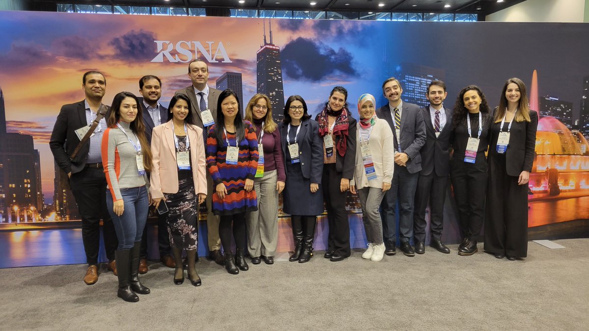 📢 Calling all radiology trainees!
 Join the RSNA Trainee Editorial Board and gain hands-on experience in academic publishing and the unique opportunity to work with Radiology or RadioGraphics editors! 📚🧠

Apply now 👉 rsna.org/education/trai…
 #Radiology #MedTwitter #RSNA
