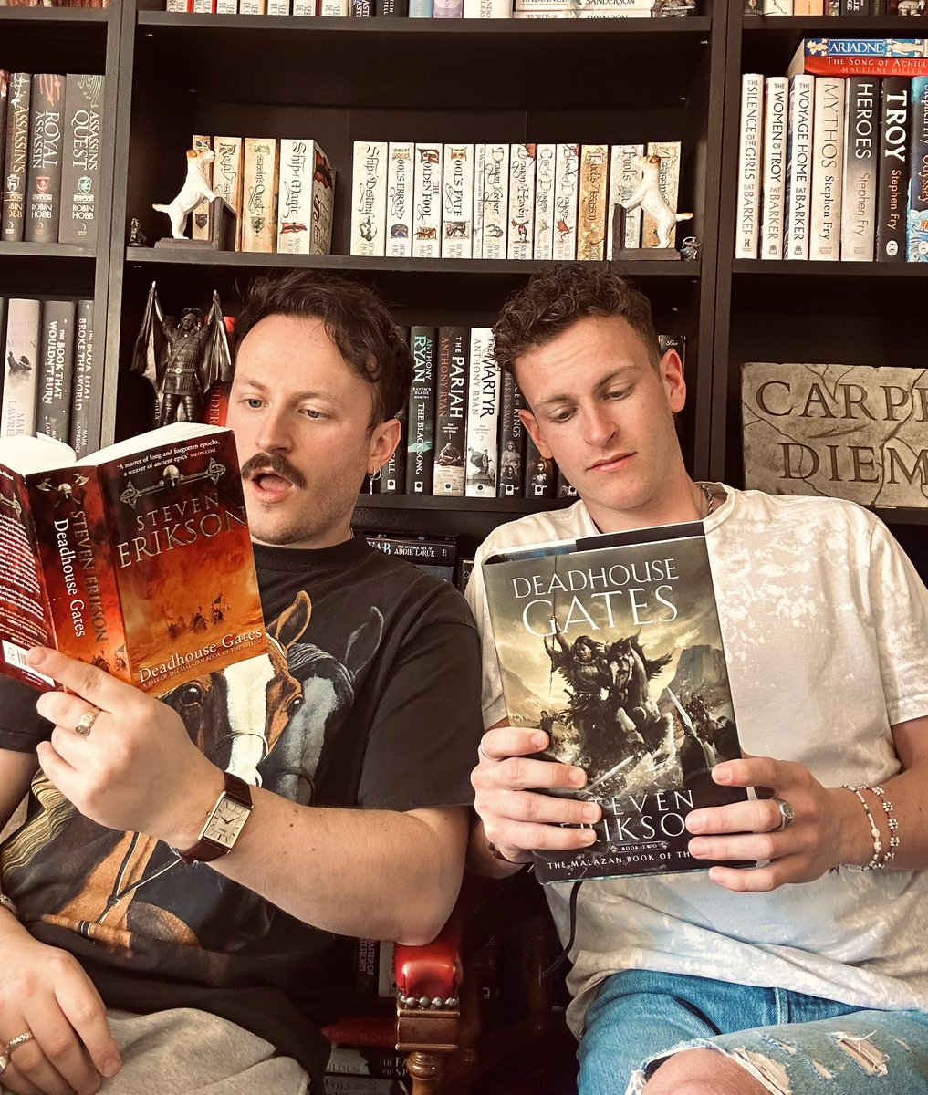 thewolfandcrow1's tweet image. Deadhouse Gates will be one of our channel read-alongs for May! Join us on our Discord if you want to take part, or if you’re a veteran and want to help us through it!