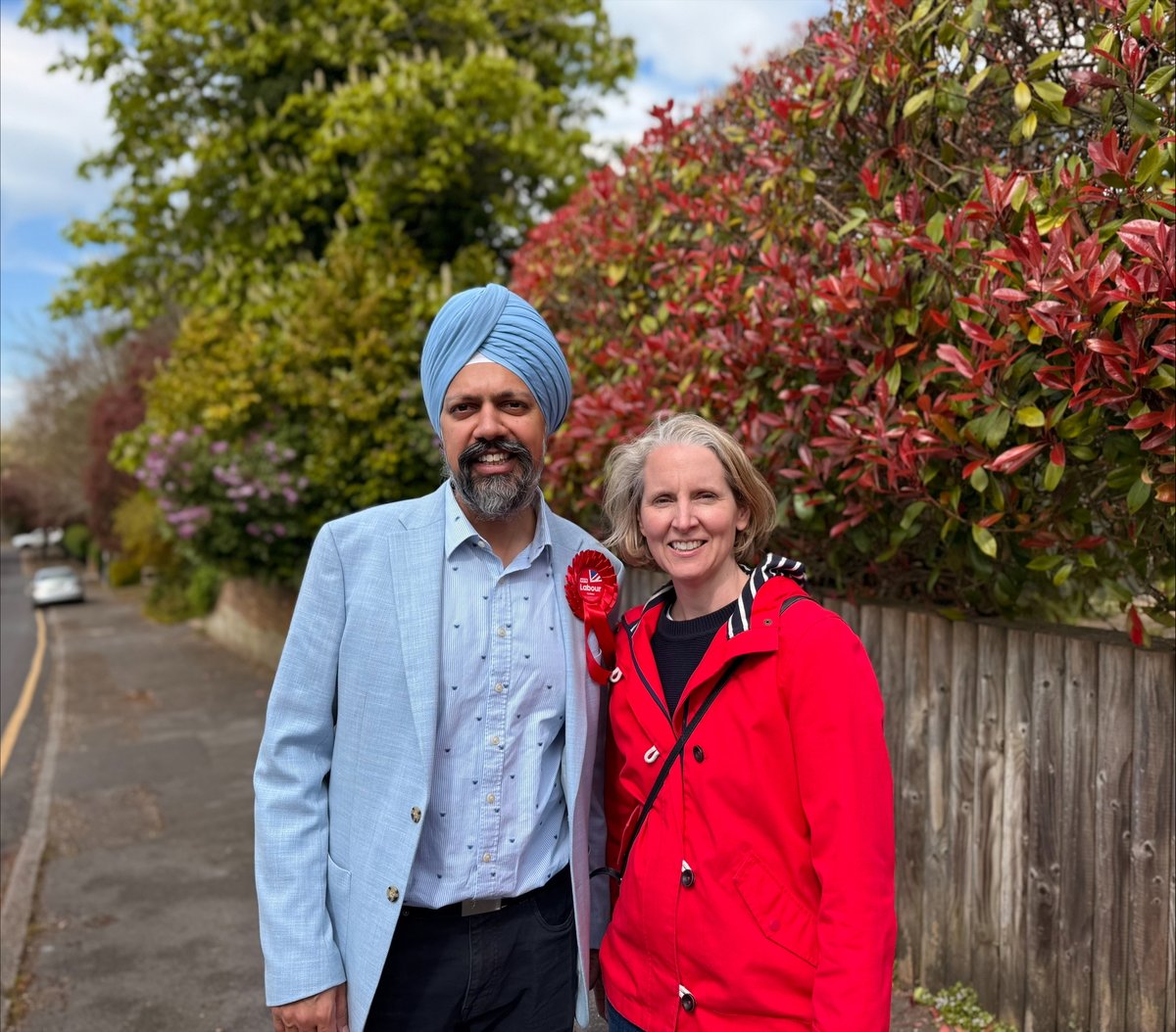 Enjoyed joining <a href="/EmmaforWycombe/">Emma Reynolds for Wycombe 🌹</a> and other friends in Wycombe, along with our Slough <a href="/UKLabour/">The Labour Party</a> members, to help in their local campaign. 

It’s an important election, so please remember to cast your ballot and #VoteLabour🌹this Thursday 1st May.