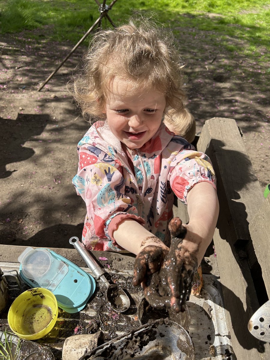 🌿✨ Nursery Outdoor Adventures! ✨🌿

Our Nursery children have had so much fun exploring their newly updated outdoor space since Easter! From climbing and imaginative play to sensory exploration, it’s been a joy to see their excitement and confidence grow each day. 🛝🌼🧗‍♂️