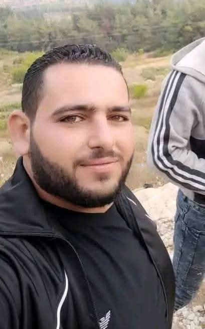 SyrianFeanor's tweet image. 🇸🇾 #Jableh:

After losing contact with the young man Hassan Abdul Hadi Yusuf in his village of Qarfees yesterday, Hassan was found murdered today. 

Another victim in a nonstop sectarian and slow massacre.