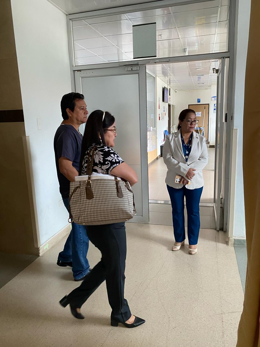 IESSElOro's tweet photo. La Dirección Provincial de El Oro @IESSec_Ec El Oro, en coordinación con la Directora del Centro de Salud Materno Infantil Zaruma, realizó un recorrido técnico con el fin de evaluar y fortalecer los servicios de atención materno infantil en beneficio de nuestros asegurados.🏥 https://t.co/7HABh1jnZW
