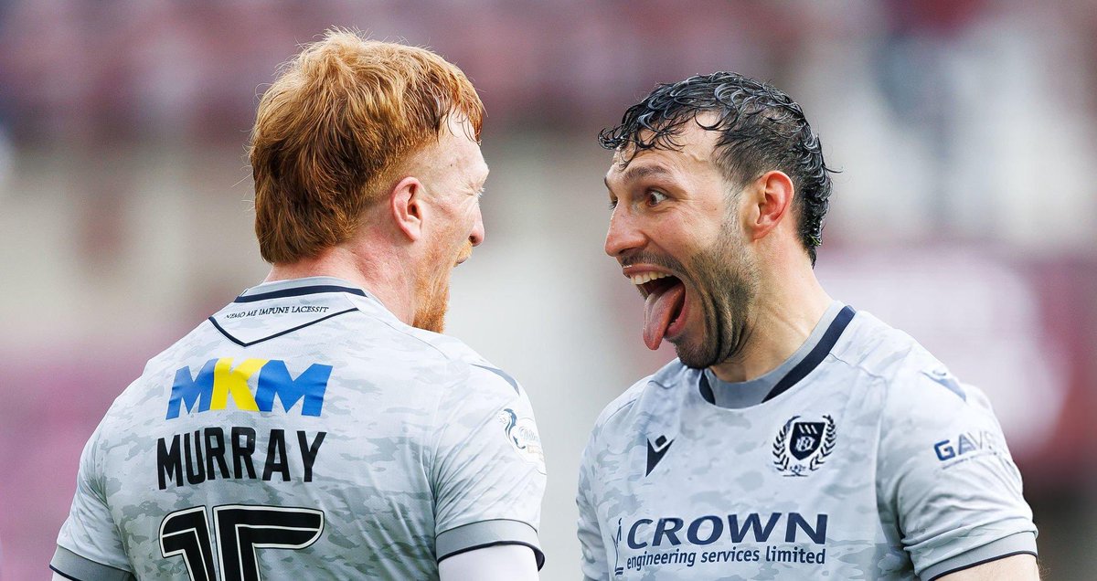 Contento por estar de vuelta y por sumar en una victoria importante para el equipo.

Gracias fans, por su apoyo incondicional. Fue muy especial para mí escucharlos. 

¡VAMOOOS! <a href="/DundeeFC/">Dundee Football Club</a> 💙⚽️🇲🇽🏴󠁧󠁢󠁳󠁣󠁴󠁿🫡