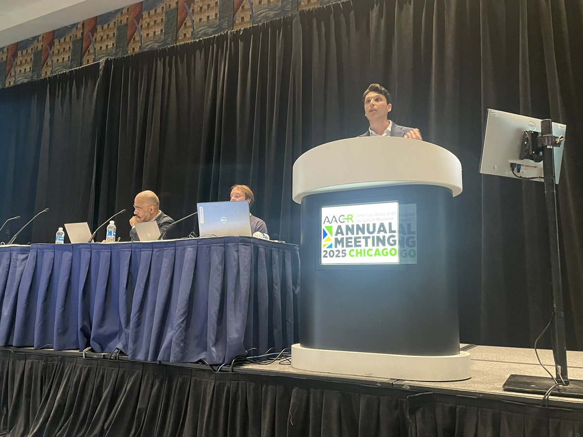 LSoucekLab (@lsouceklab) on Twitter photo Wonderful presentation by Fabio Giuntini at #AACR25 in the minisymposium Experimental Therapeutics: Drug Resitance, talking about Omomyc synergy with PARPi in PARPi-resistant TNBC. We are so proud! <a href="/VHIO/">Vall d’Hebron Institute of Oncology (VHIO)</a> Wonderful presentation by Fabio Giuntini at #AACR25 in the minisymposium Experimental Therapeutics: Drug Resitance, talking about Omomyc synergy with PARPi in PARPi-resistant TNBC. We are so proud! <a href="/VHIO/">Vall d’Hebron Institute of Oncology (VHIO)</a>