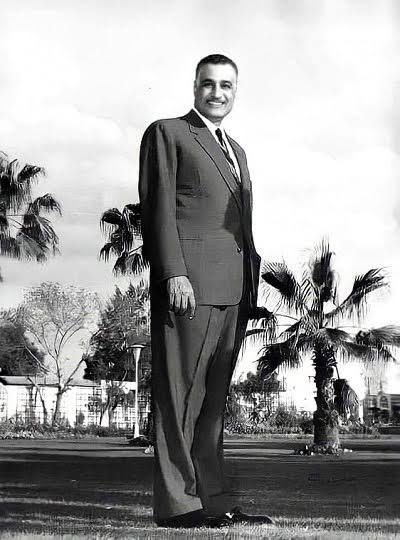 يا جبل ما يهزك ريح