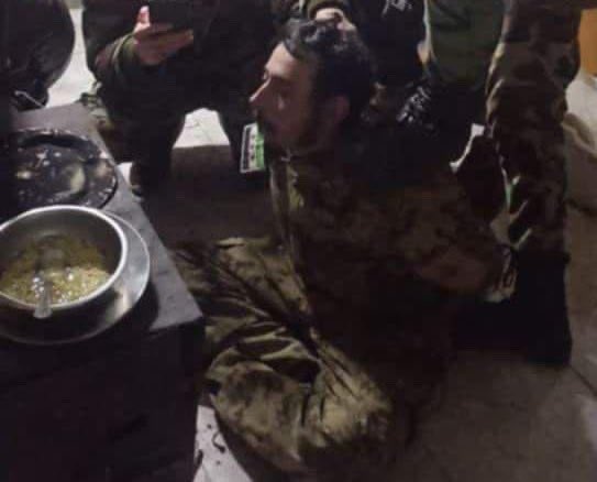 حلفنا عليك بالحقيقة هي موايموجي انيس وبدر  ياخروء الختيب 🥴