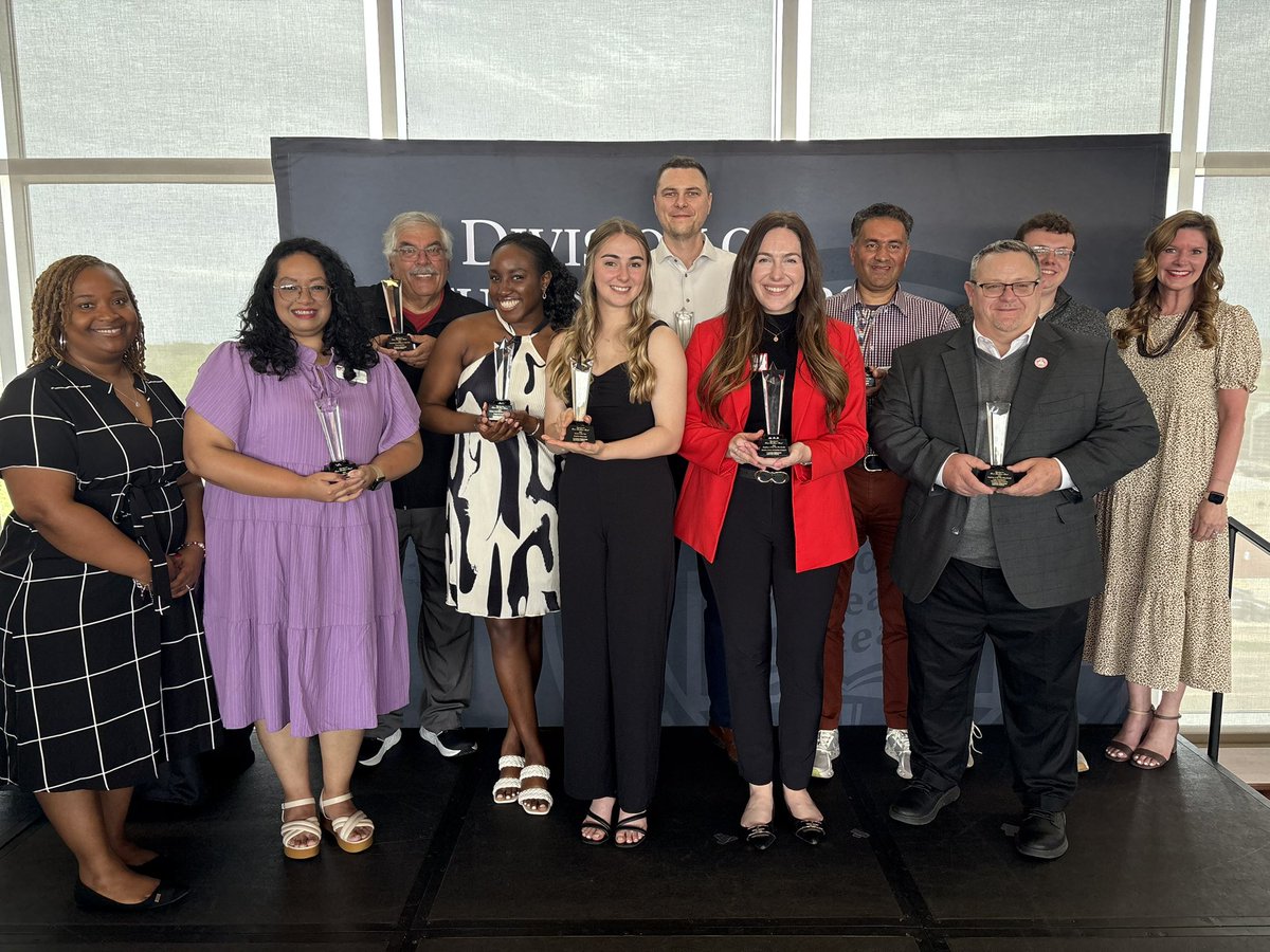 Congratulations to all those being honored at the 1st Annual <a href="/Redbird_Career/">Redbird_Career</a> Commitment to Career Excellence Awards! 👍🏽 #RedbirdLife