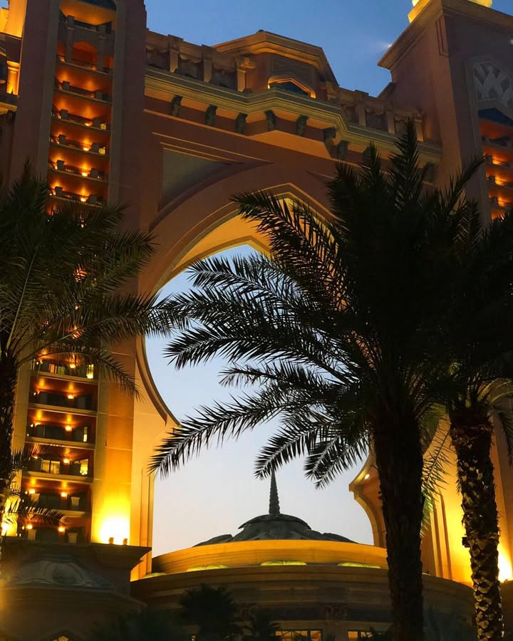 ClintonJake986's tweet image. Italian night 🇮🇹 

Last dinner before the flight home tomorrow ✈️ 

Feeling super recharged for this next quarter with more clarity than ever before 🙏🏼🔮