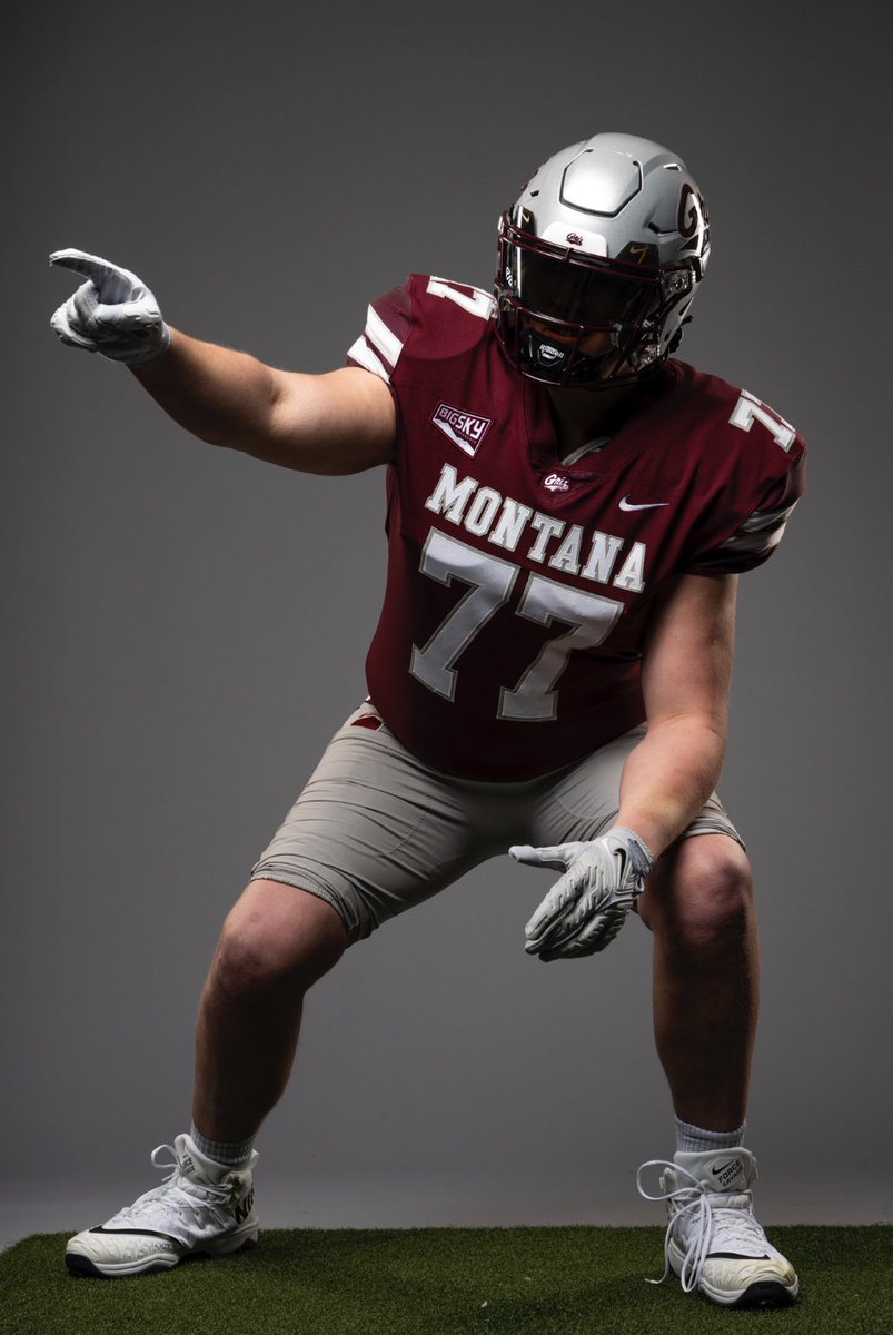 Thank you to @GrizCoachGreen <a href="/KeatonJ_3/">Keaton Johnson</a> and the <a href="/MontanaGrizFB/">Montana Griz Football</a> for the visit!