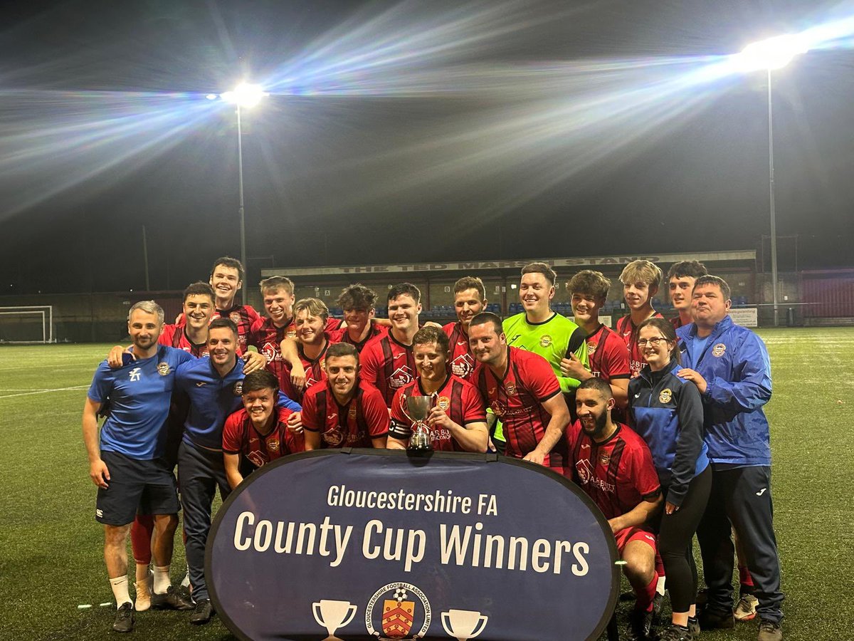 COUNTY CUP WINNERS 🏆

1-1 after 90 minutes. 3-1 on Penalties. 

1 down. 1 to go. 

Up The Fram 🔵⚪️