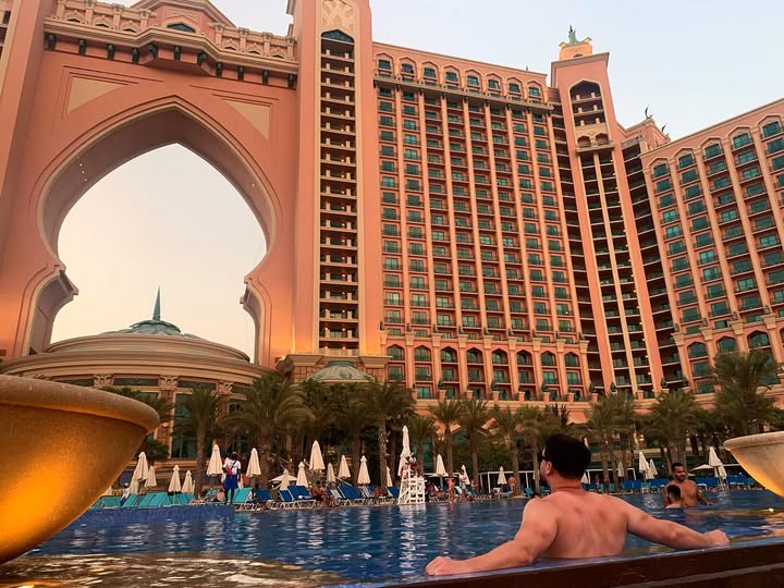 ClintonJake986's tweet image. Our language is the reflection of ourselves 🔮

I always take journals with me and this trip I took an older one from five years ago… 🖊 

What I wrote down then is now coming into play and the interesting thing about it all is the language I had used was if this goal had alread