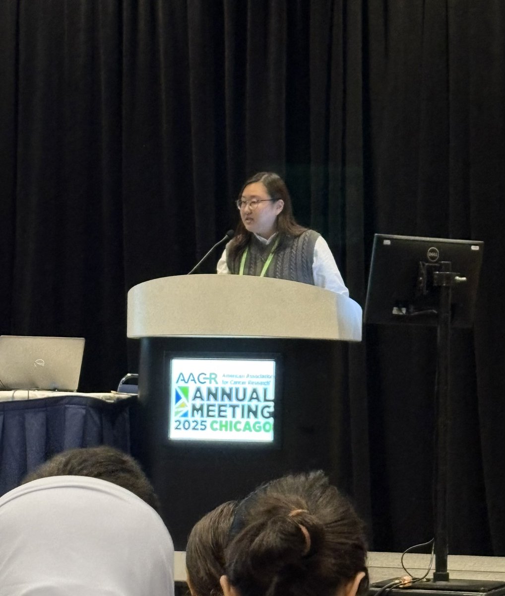 JcvasqV's tweet image. Wonderful talk by @AngKim99 on loss of NAPRT expression in rhabdomyosarcoma and implications for therapeutic targeting of NAD! @YalePediatrics @YaleCancer @yalepathology @ranjitbindra