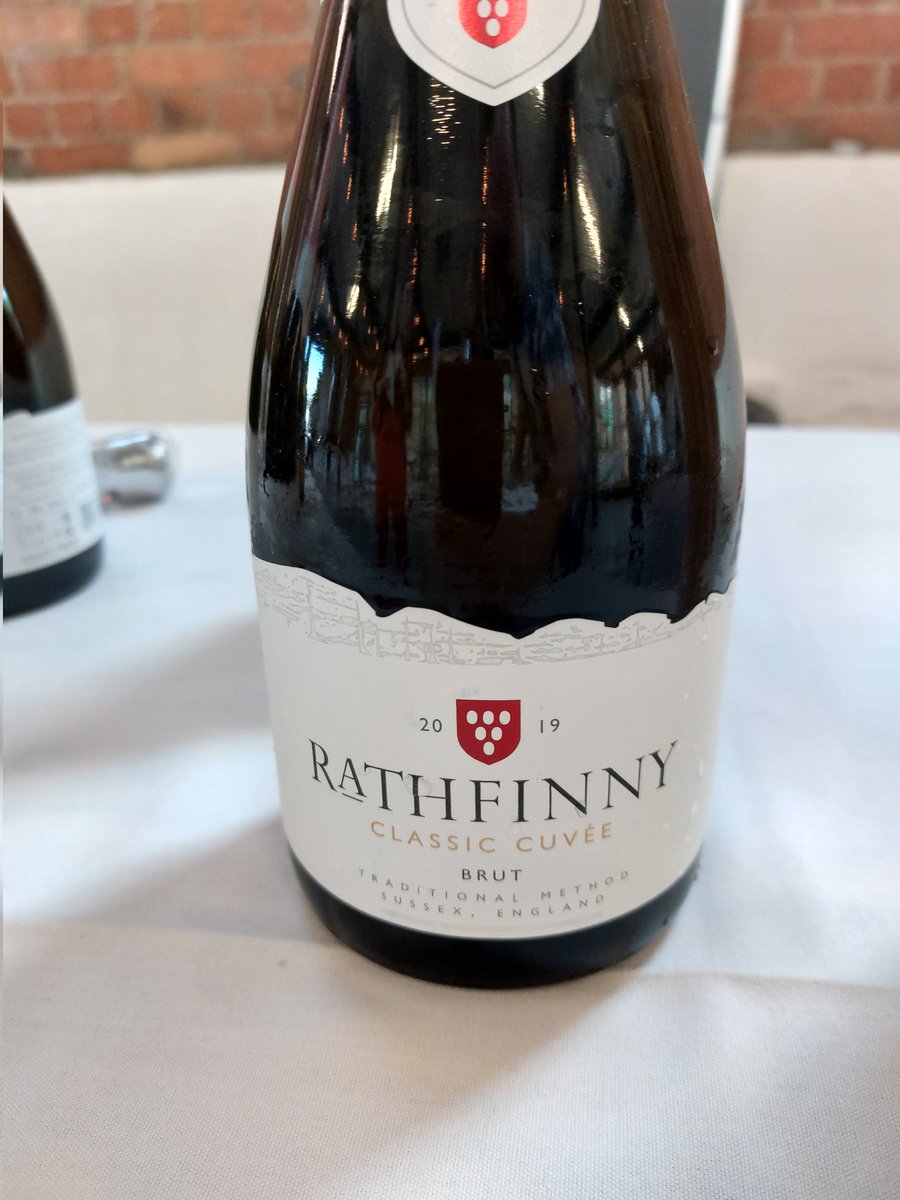Back at the <a href="/paintworks_/">Paintworks</a> for sustainable wine tasting <a href="/liberty_wines/">Liberty Wines</a> 

Two highlights. Creamy lush yet elegant Chardonnay from Kent (Again - that cool Kent made such brilliantly oily Chardy!) and a beautiful English sparkling wine in great value from Rathfinny. #loveenglishwine