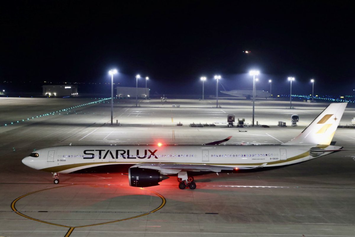 occhiali777's tweet photo. 2025年
#4月を写真4枚で振り返る  
FINNAIR  oneworld livery
#セントレア
.
増設された第二滑走路を見てきました★彡
#福岡空港
EVAAIR  78Xスタアラ
#楽しく撮影中 https://t.co/KISQSjsnyw