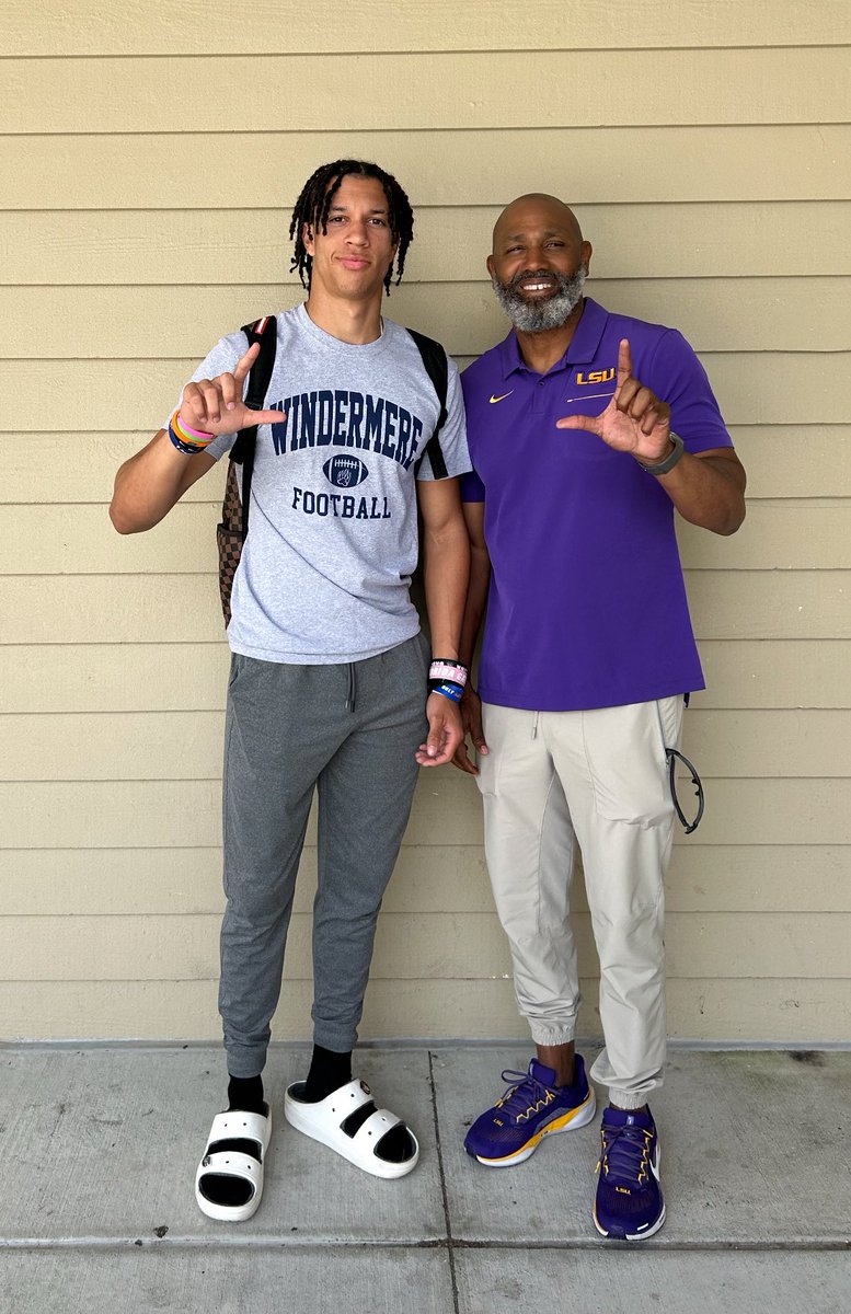 CJ Bronaugh (@bronaughcj) on Twitter photo Just want to thank <a href="/CoachCRaymond/">Corey Raymond</a> from LSU, for coming by school to visit me today. <a href="/KieleyBronaugh/">Kieley Bronaugh</a> <a href="/karlos_sr/">Karlos Williams Sr. (Coach Los)</a> <a href="/CoachSmith100/">Coach Smith</a> <a href="/Andrew_Ivins/">Andrew Ivins</a> <a href="/PrepRedzoneFL/">Prep Redzone Florida</a> <a href="/DanLaForestFB/">Dan LaForest 🏈</a> <a href="/elite100prospec/">elite100prospects</a> <a href="/JohnGarcia_Jr/">John Garcia, Jr.</a> <a href="/CenFLAPreps/">Central Florida Preps</a> <a href="/SWiltfong_/">Steve Wiltfong</a> Just want to thank <a href="/CoachCRaymond/">Corey Raymond</a> from LSU, for coming by school to visit me today. <a href="/KieleyBronaugh/">Kieley Bronaugh</a> <a href="/karlos_sr/">Karlos Williams Sr. (Coach Los)</a> <a href="/CoachSmith100/">Coach Smith</a> <a href="/Andrew_Ivins/">Andrew Ivins</a> <a href="/PrepRedzoneFL/">Prep Redzone Florida</a> <a href="/DanLaForestFB/">Dan LaForest 🏈</a> <a href="/elite100prospec/">elite100prospects</a> <a href="/JohnGarcia_Jr/">John Garcia, Jr.</a> <a href="/CenFLAPreps/">Central Florida Preps</a> <a href="/SWiltfong_/">Steve Wiltfong</a>