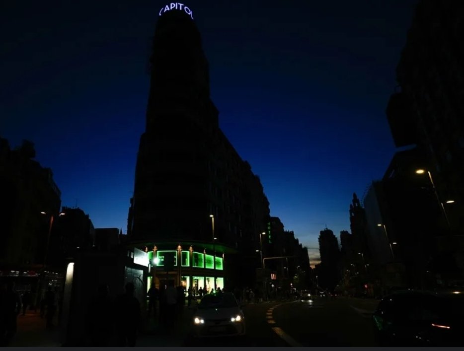 Después  del #apagon hay que reclamar a los #seguros la pérdida de beneficios <a href="/MAPFRE_ES/">Mapfre España</a> <a href="/AXA/">AXA</a> <a href="/Allianz_es/">Allianz España</a>  tasagronomos.com/calculo-lucro-…