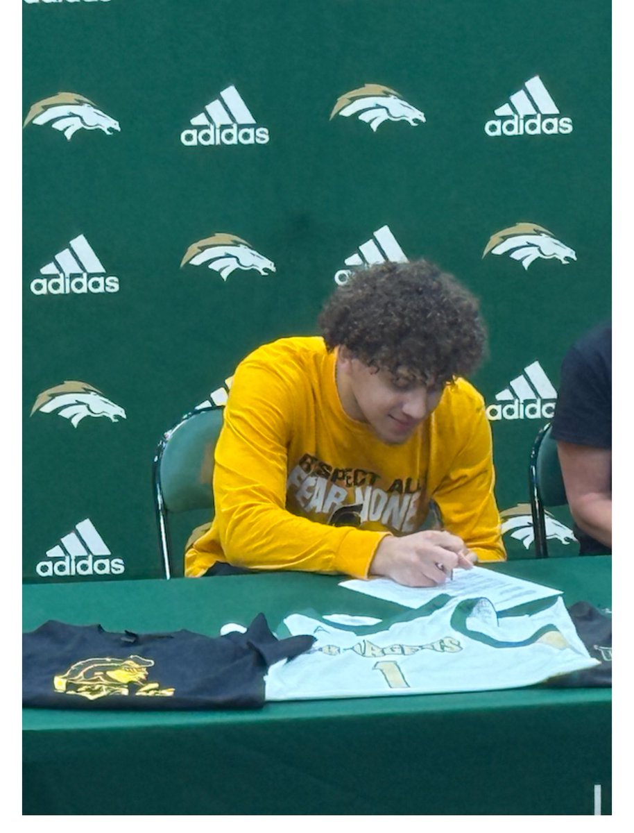 AydenGriftonMBB's tweet image. aydengriftonathletics.com/2025/04/29/jen…

Jenkins signs with FTCC