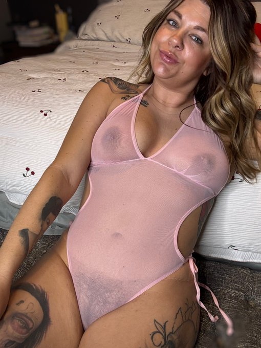 Watch ✨ Rexy Phoenix ✨'s leaked NSFW photo on TwXstars