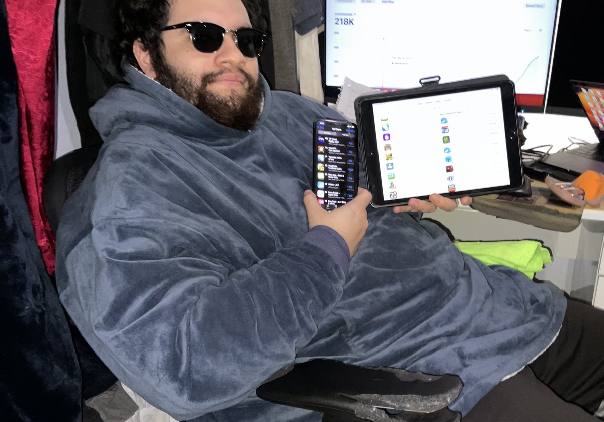 iosabeldev's tweet image. Launched my first iOS app just 2 weeks ago.
Today it&apos;s at:
📈 297K+ App Store impressions
📱 9K+ downloads
⭐️ 4.6+ rating
Self-taught. No CS degree.
Wouldn’t be here without @twostraws &amp;amp; @adamlyttleapps amazing tutorials and guidance 🙏
#iOSDev #IndieDev #SwiftUI #AppStore