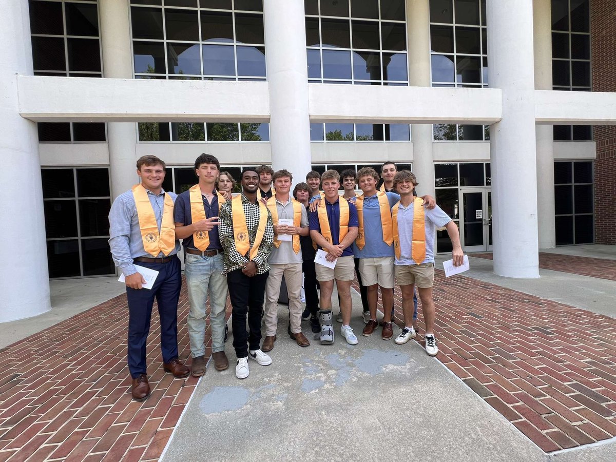James Green II (@jamesgreen2023) on Twitter photo Getting it done in the classroom as well!!!
<a href="/PHITHETAKAPPA/">Phi Theta Kappa Honor Society</a>
<a href="/LCbaseballnews/">Louisburg College Baseball</a> Getting it done in the classroom as well!!!
<a href="/PHITHETAKAPPA/">Phi Theta Kappa Honor Society</a>
<a href="/LCbaseballnews/">Louisburg College Baseball</a>