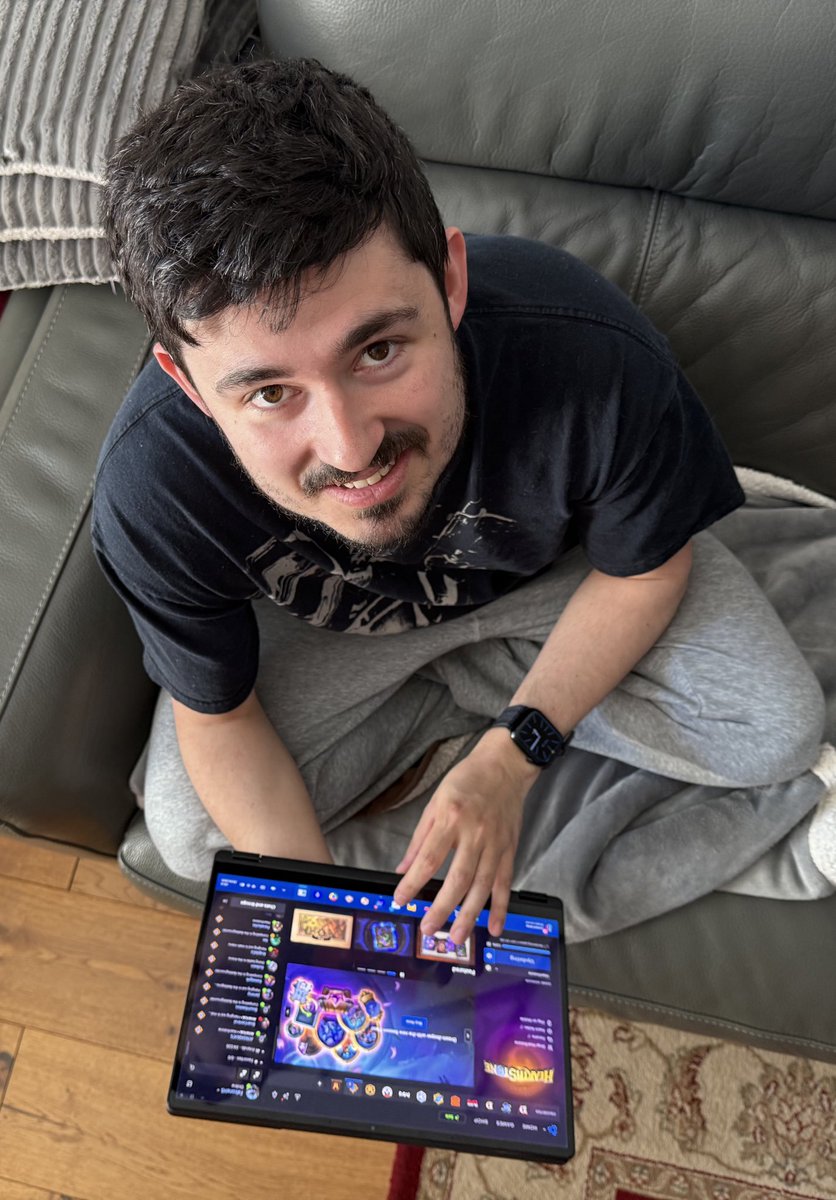 FalconeHosts's tweet photo. Having the best time with my new toy courtesy of @AMDGaming! Thank you so much for gifting me the Asus Pro Art laptop! This thing is a monster for gaming while enjoying the sunshine βοΈ Iβve never had a hybrid gaming laptop before, but Iβve gotta sayβIβm a big fan! #AMDPartner https://t.co/lVF1VkqaFV