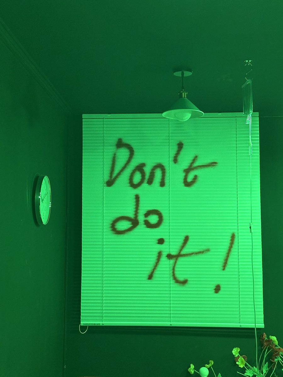 nnnkkee's tweet photo. Don’t do it ! https://t.co/QzBQranLPG