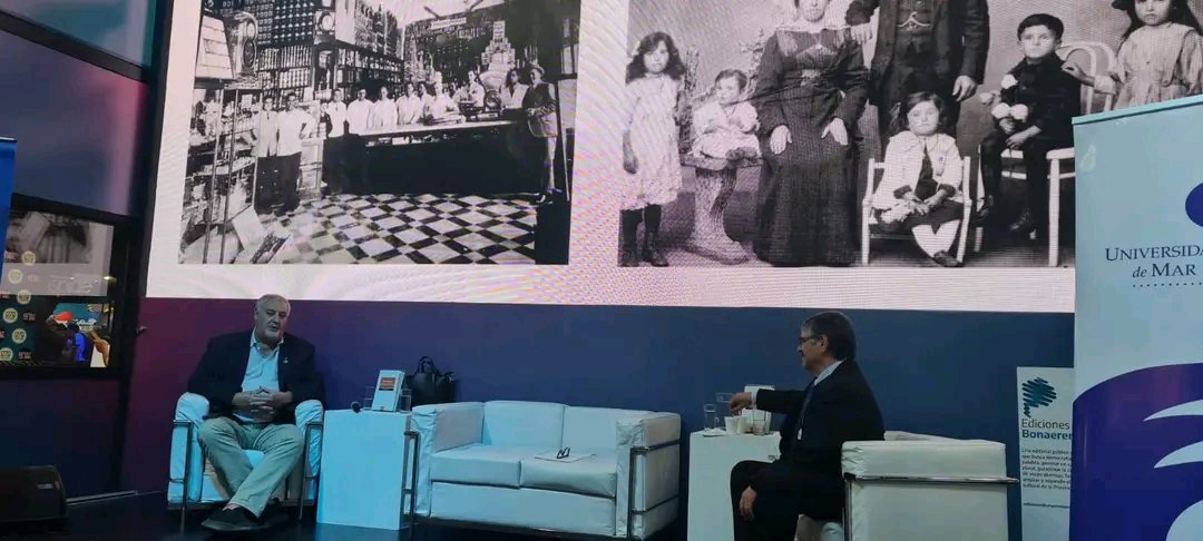 EUDEM presenta más de 270 títulos en el pabellón azul.
¡Consolidando presencia en uno de los eventos culturales más importantes del país!