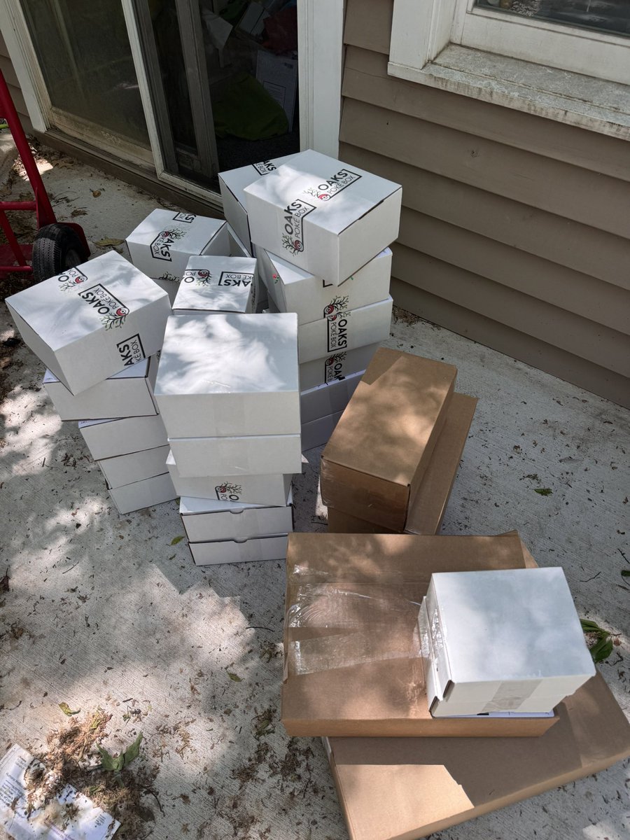 Oaks Poke Box tweet media