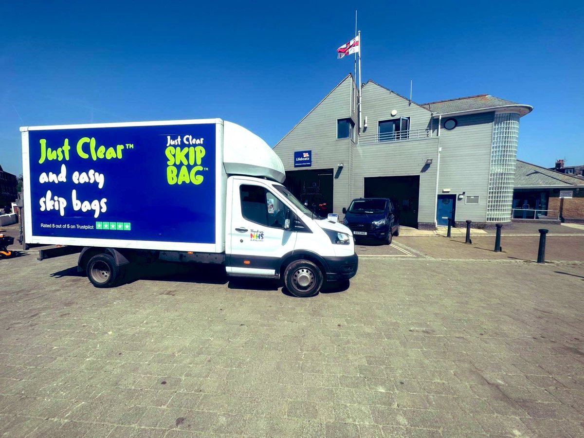 Just Clear ® tweet media