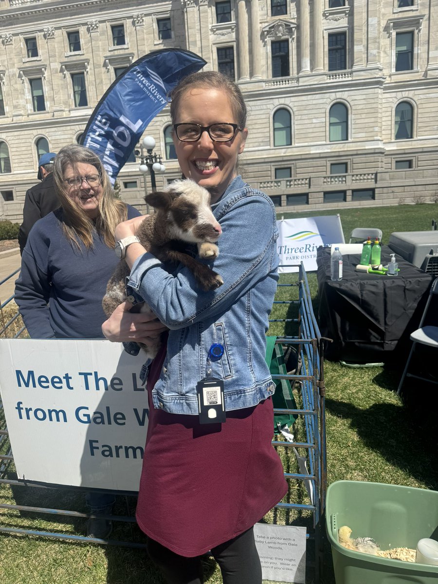 threeriverspark's tweet image. .@RepMueller stopped by for some sunshine and lamb snuggles!