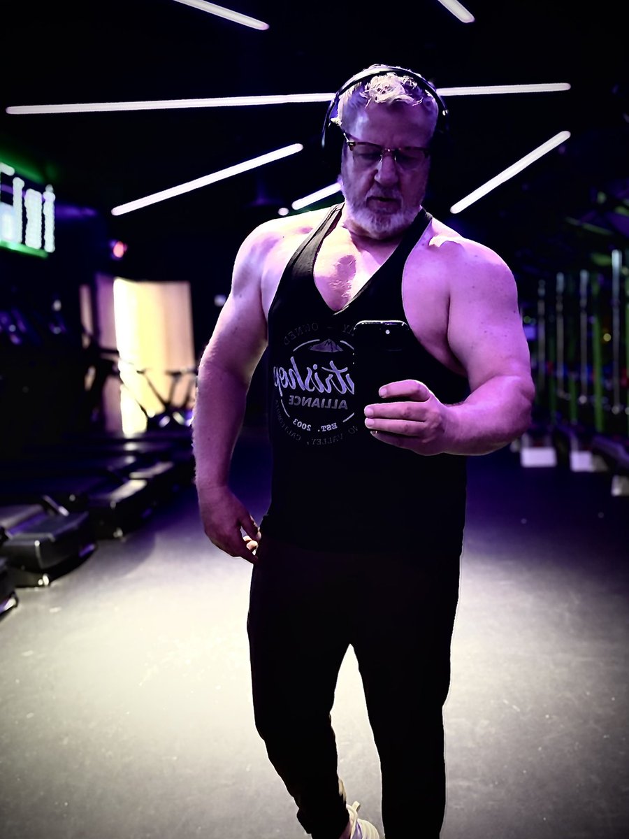 mjtuckr333's tweet photo. Chest is in the books. https://t.co/hNHF9wgaEN