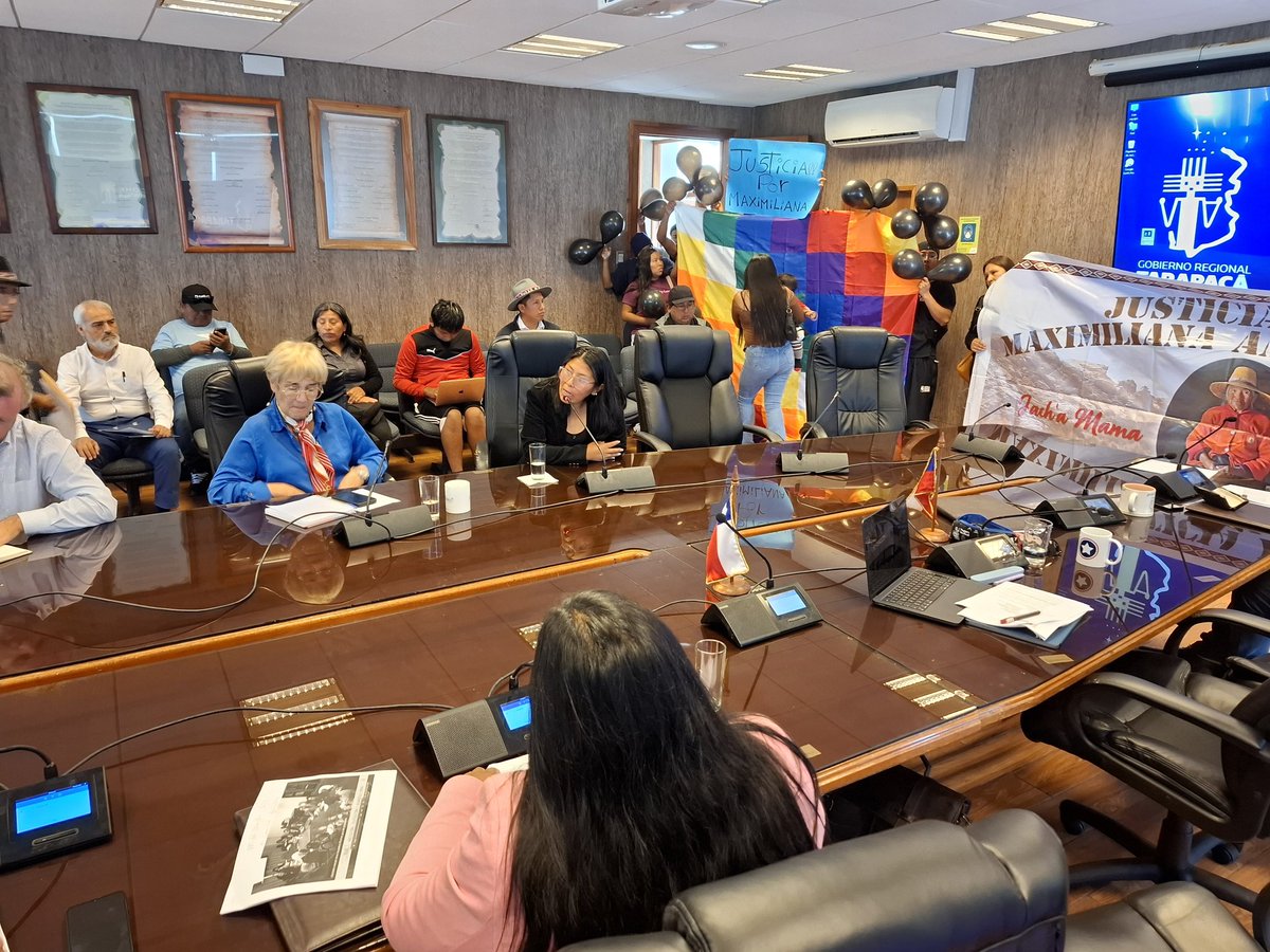 CoredeTarapaca's tweet image. Ahora. Dirigentes de #Quebe y #Colchane, solicitaron a parlamentarios y autoridades regionales, que asistieron a reunión de trabajo, convocada por @CoredeTarapaca, justicia por el asesinato de Sra. Maximiliana Amaro, por más seguridad, y por mejoras a ley de migración.
#Tarapaca