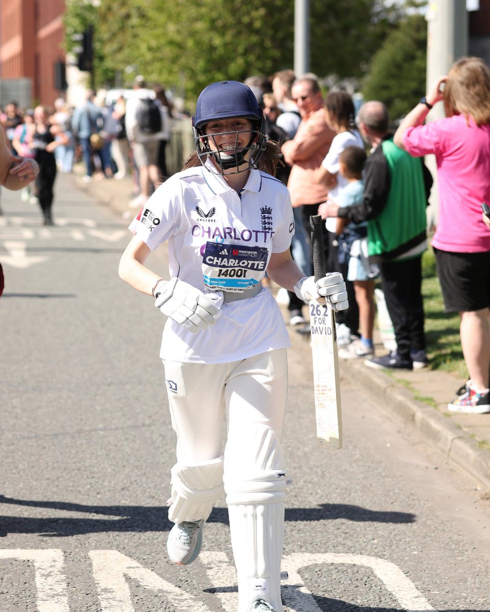 7 INCREDIBLE PEOPLE WHO TOOK PART📷With 36,000 participants, it was no easy task, but we’ve chosen just 7 people who really stood out for their efforts!

Read the round-up: bit.ly/44f7XsV

#ManchesterMarathon