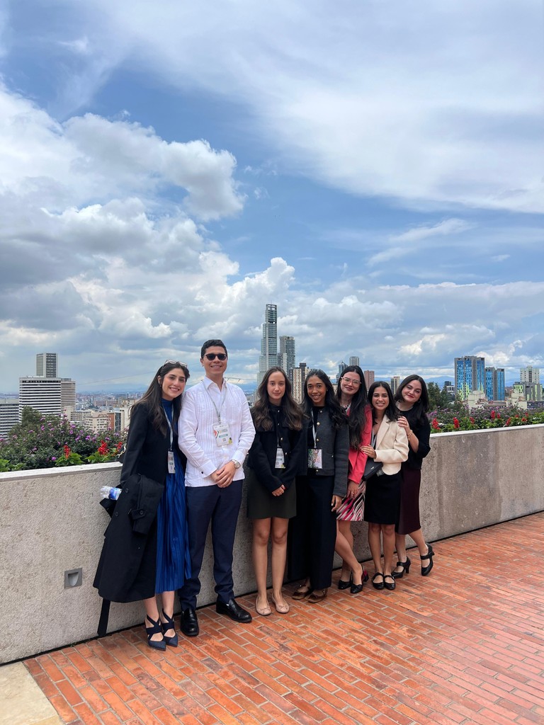 Desde nuestra firma nos enorgullece haber apoyado al equipo de la Universidad Iberoamericana (UNIBE) en la Duodécima Competencia de Arbitraje Internacional de Inversión, el evento más importante en Hispanoamérica en esta materia.

¡Felicidades por su compromiso!

#JP